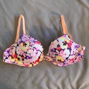 PINK by Victoria’s Secret floral bra size 32C